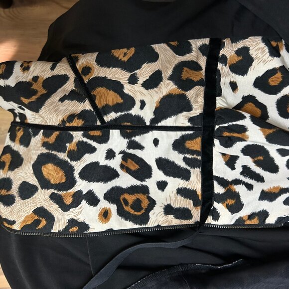 Alberto Makali Leopard Print Light Jacket, Size Small, Zip Front & Tie String - Picture 4 of 5